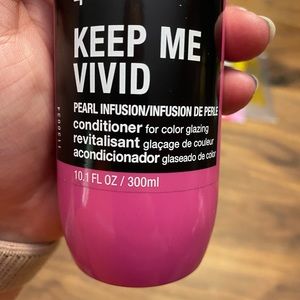Matrix Keep Me Vivid conditioner